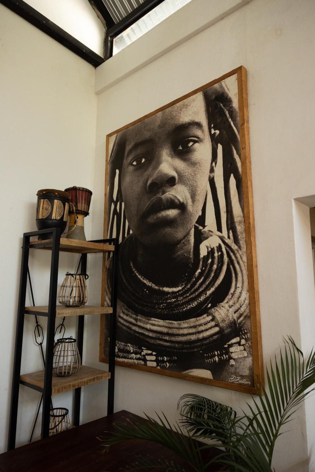 Out Of Africa Town Lodge Otjiwarongo Exterior photo